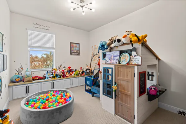 $1,219,000 | 684 Southwest Pennfield Terrace, Stuart, FL 34997