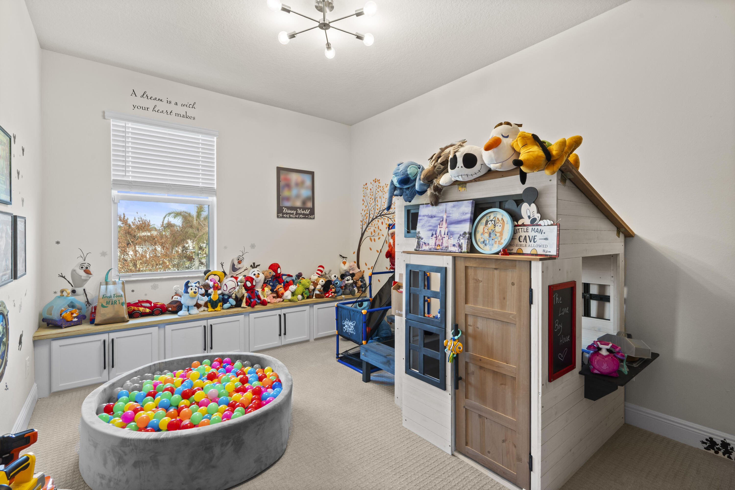 684 Southwest Pennfield Terrace Stuart, FL 34997 - Photo 32 of 61 DSC07288