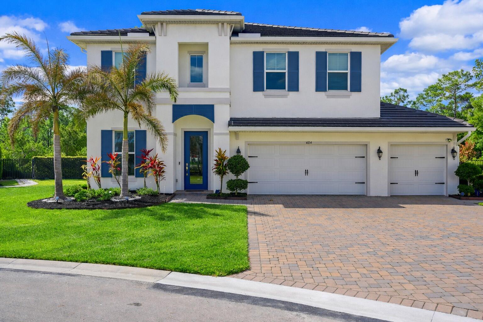 684 Southwest Pennfield Terrace Stuart, FL 34997 - Photo 45 of 61 a front view of house with yard