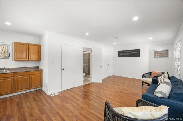 $1,550,000 | 467 Hempstead Avenue, Rockville Centre, NY 11570