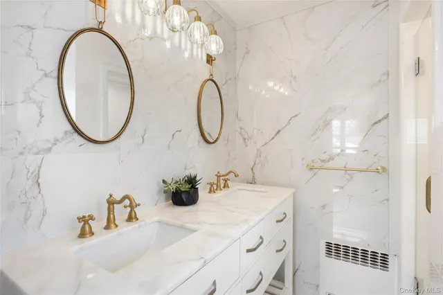 $1,550,000 | 467 Hempstead Avenue, Rockville Centre, NY 11570