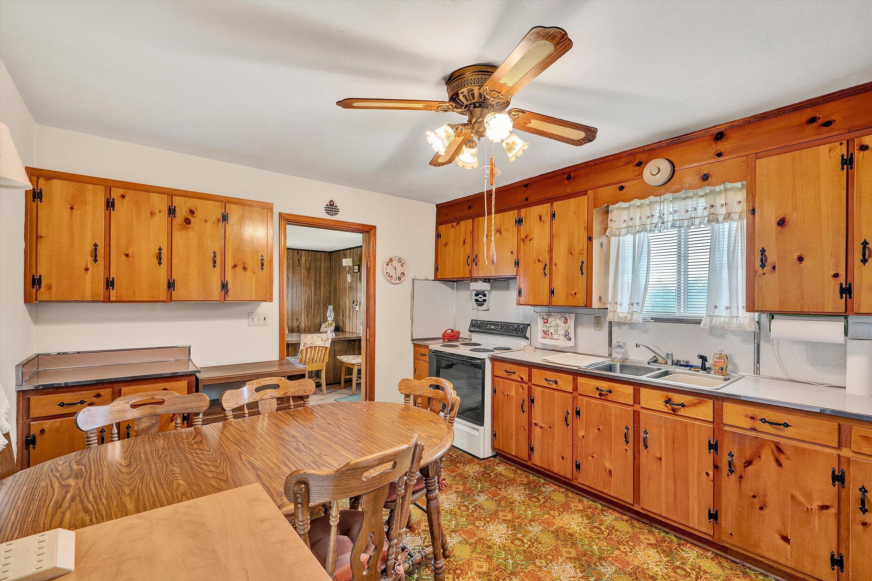 1151 Wheatland Road Buchanan, VA 24066 - Photo 14 of 45 14-SGP-05638
