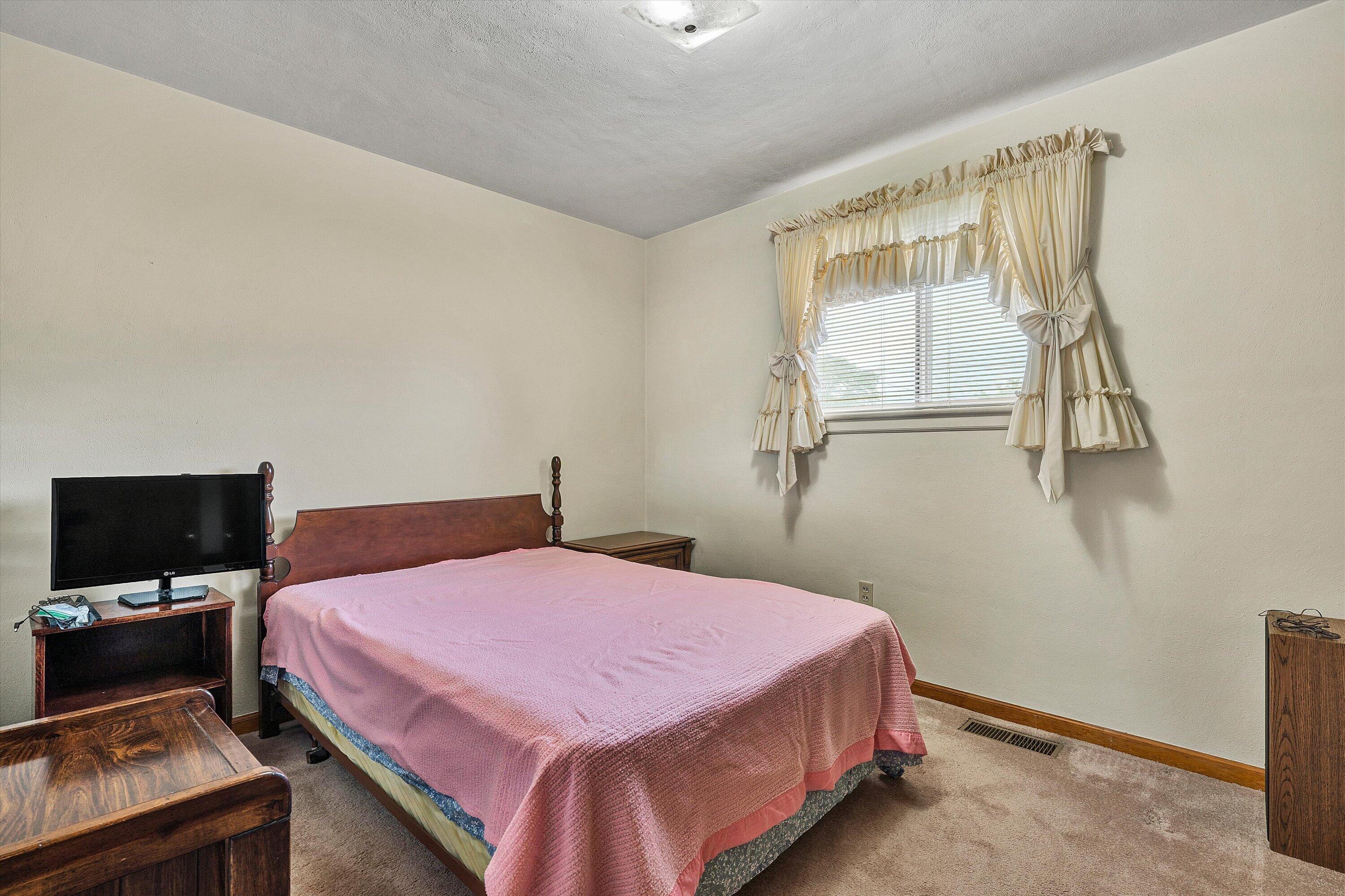1151 Wheatland Road Buchanan, VA 24066 - Photo 19 of 45 19-SGP-05656