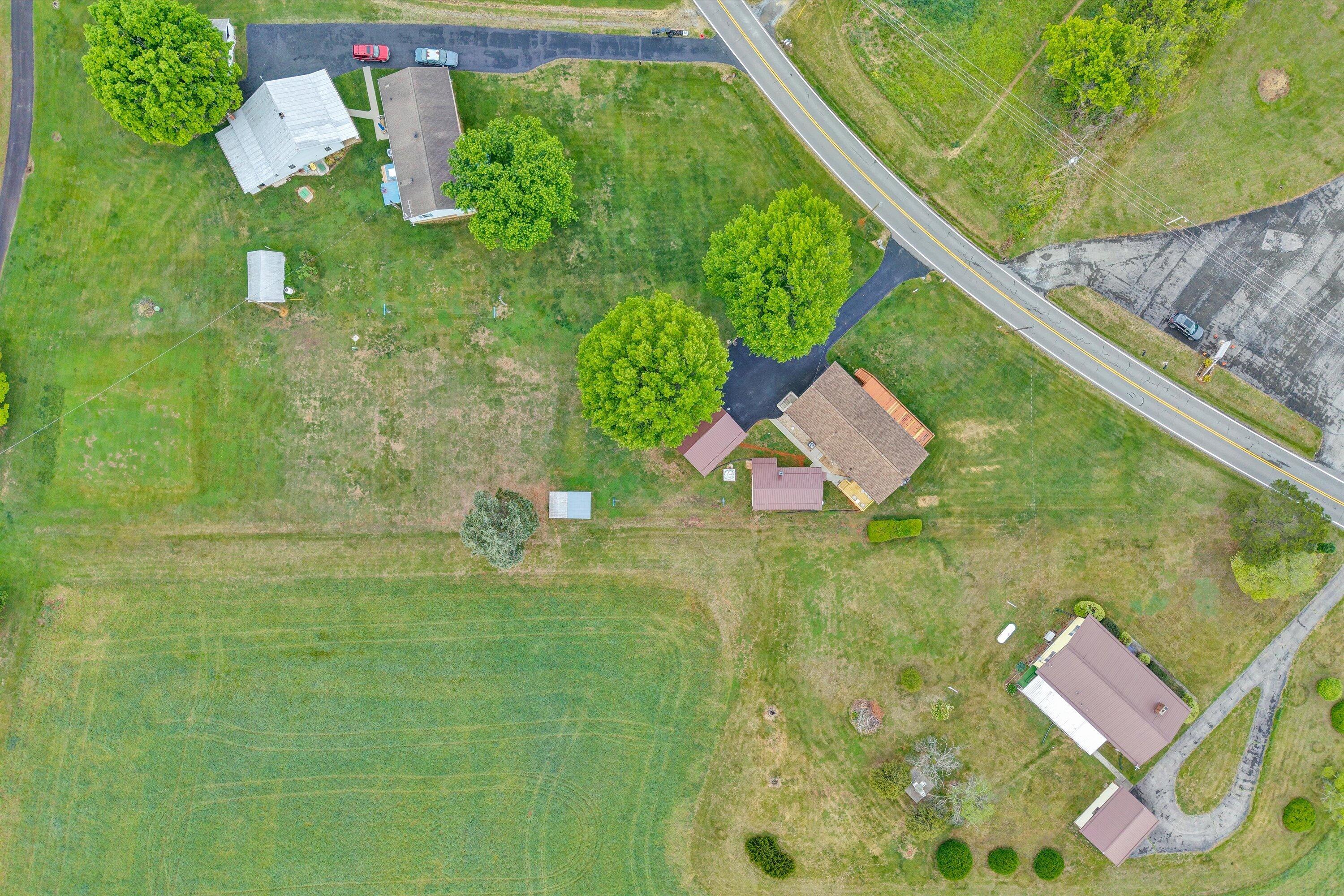 1151 Wheatland Road Buchanan, VA 24066 - Photo 6 of 45 06-SGP-20260428120227
