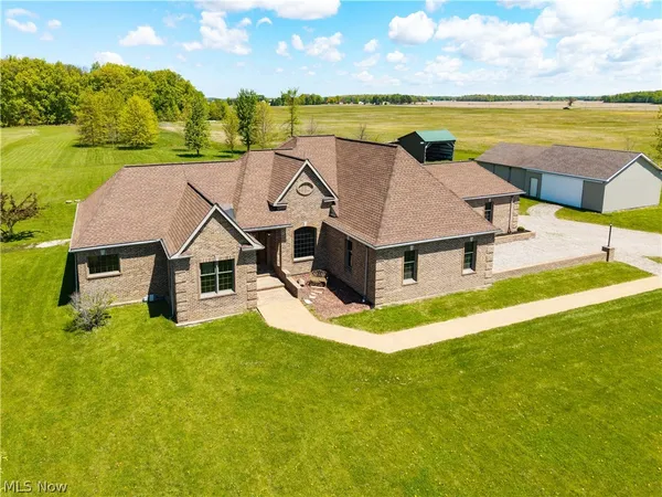 $599,900 | 51488 Peck Wadsworth Road, Wellington, OH 44090