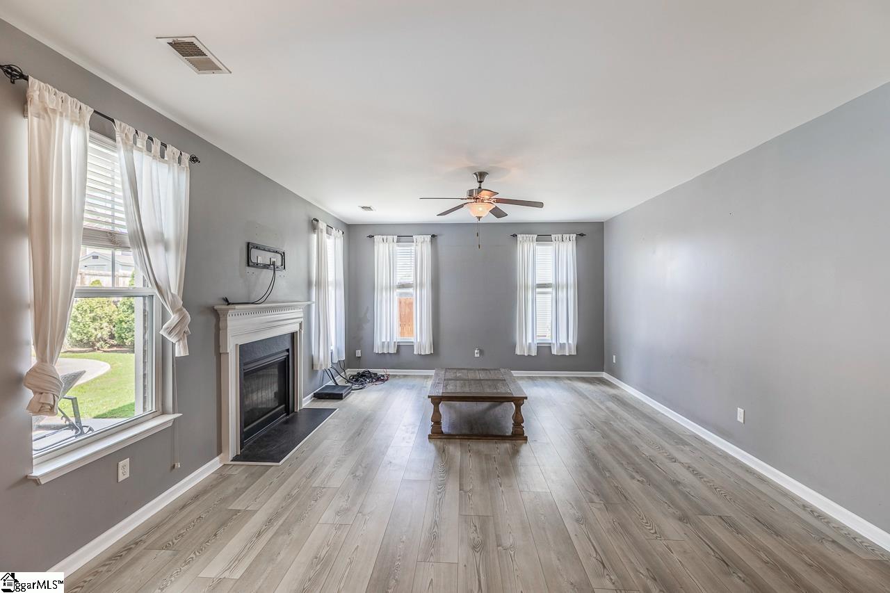 370 Slate Drive Boiling Springs, SC 29316 - Photo 12 of 49