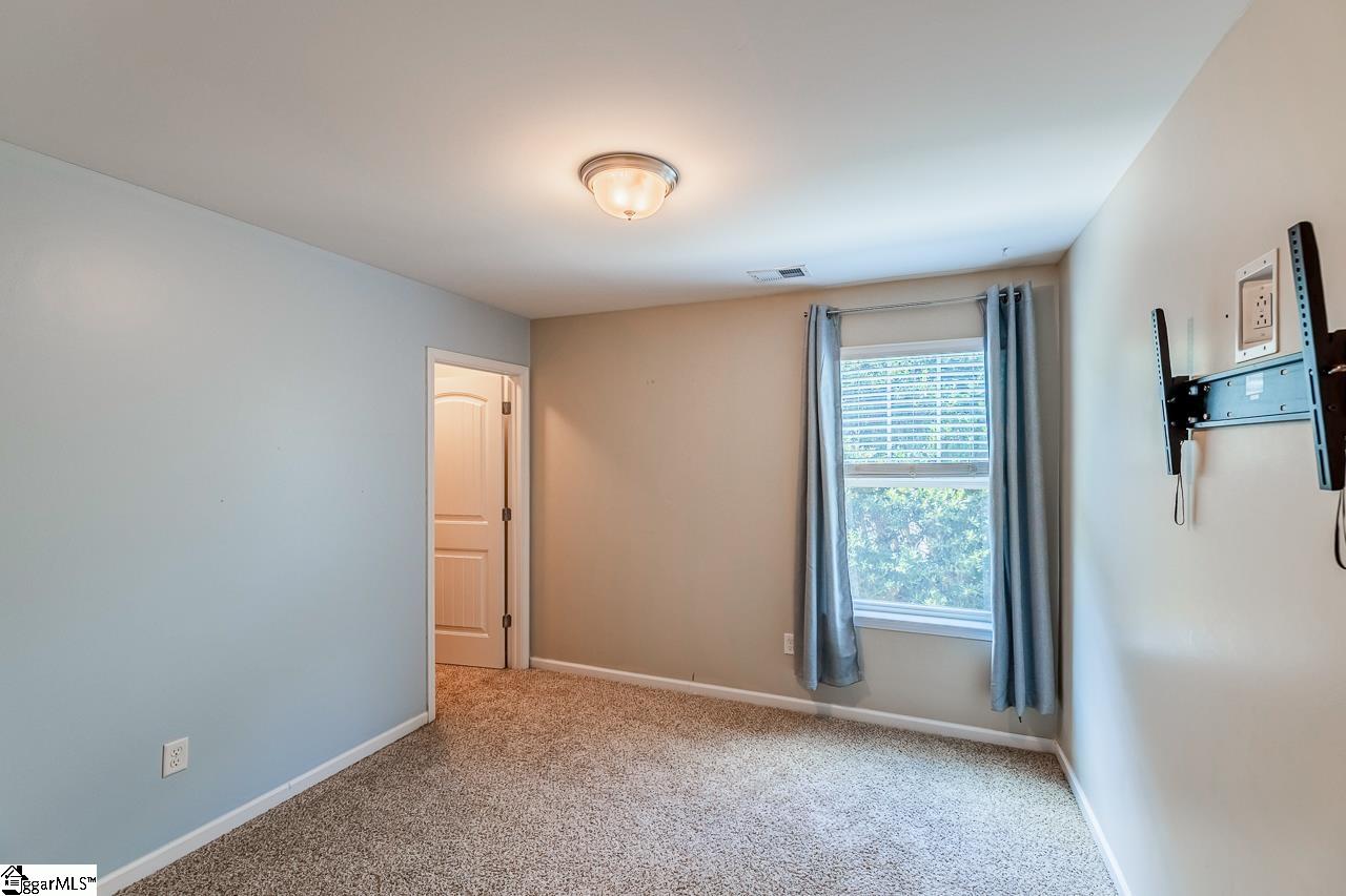 370 Slate Drive Boiling Springs, SC 29316 - Photo 35 of 49