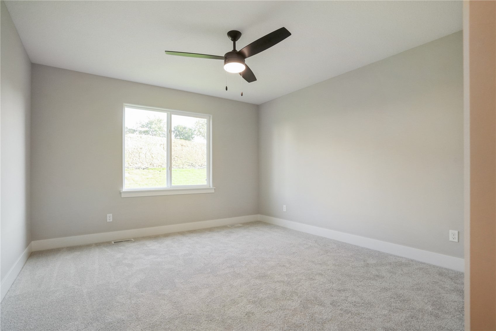 1820 Shady Grove Road Southwest Cedar Rapids, IA 52404 - Photo 11 of 22 Gallery Image 11