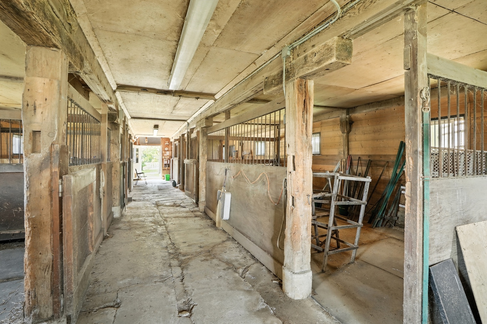 18409 Haas Road Mokena, IL 60448 - Photo 14 of 22 a view of entryway with a shower