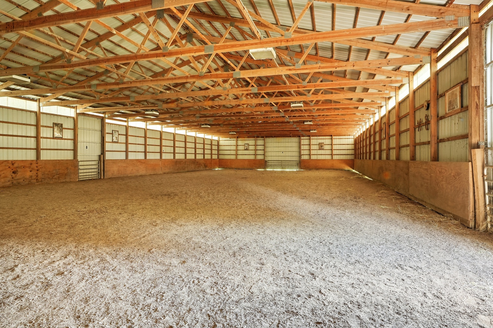 18409 Haas Road Mokena, IL 60448 - Photo 10 of 22 a view of an empty room with wooden walls