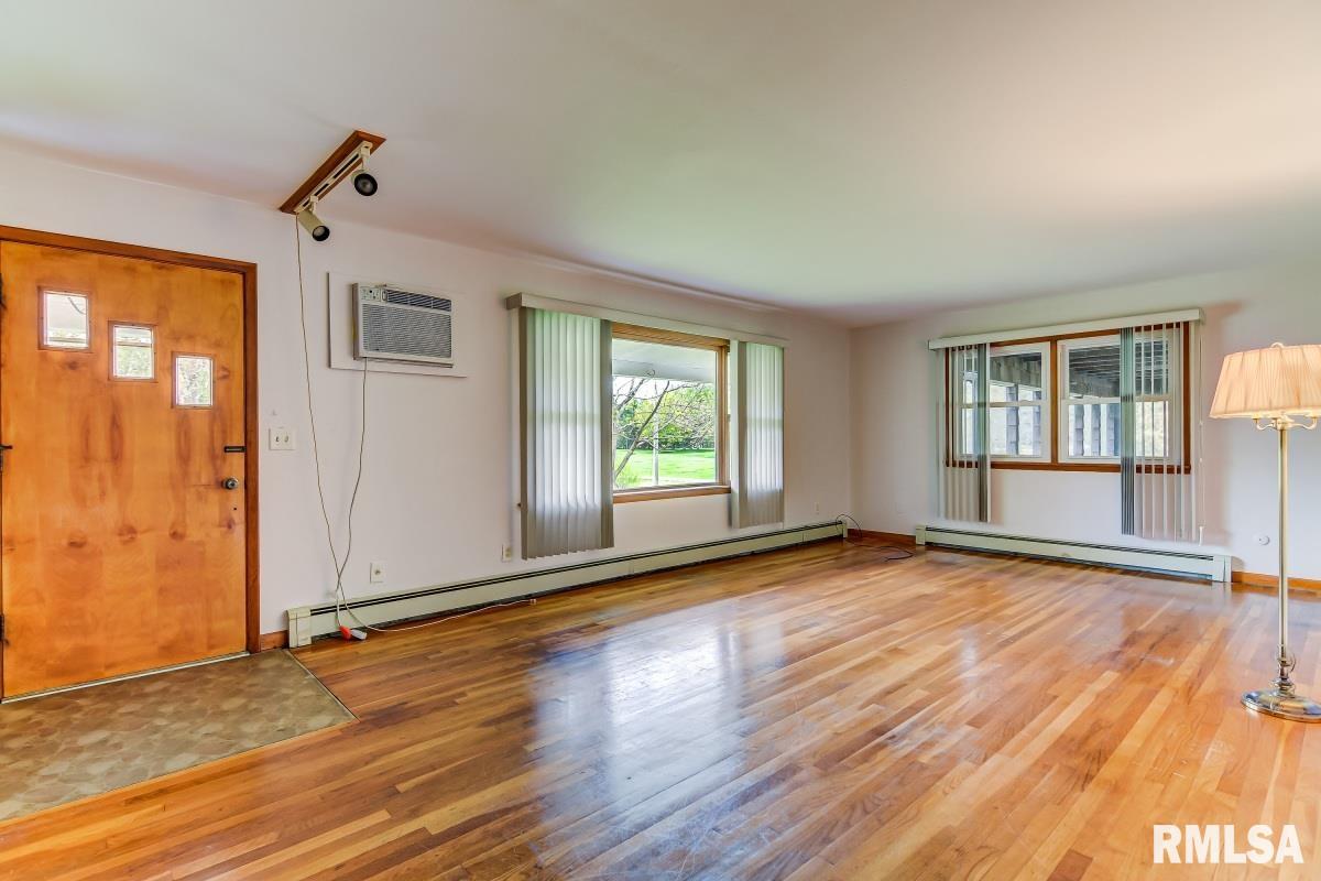 3445 Winch Road Springfield, IL 62707 - Photo 7 of 41