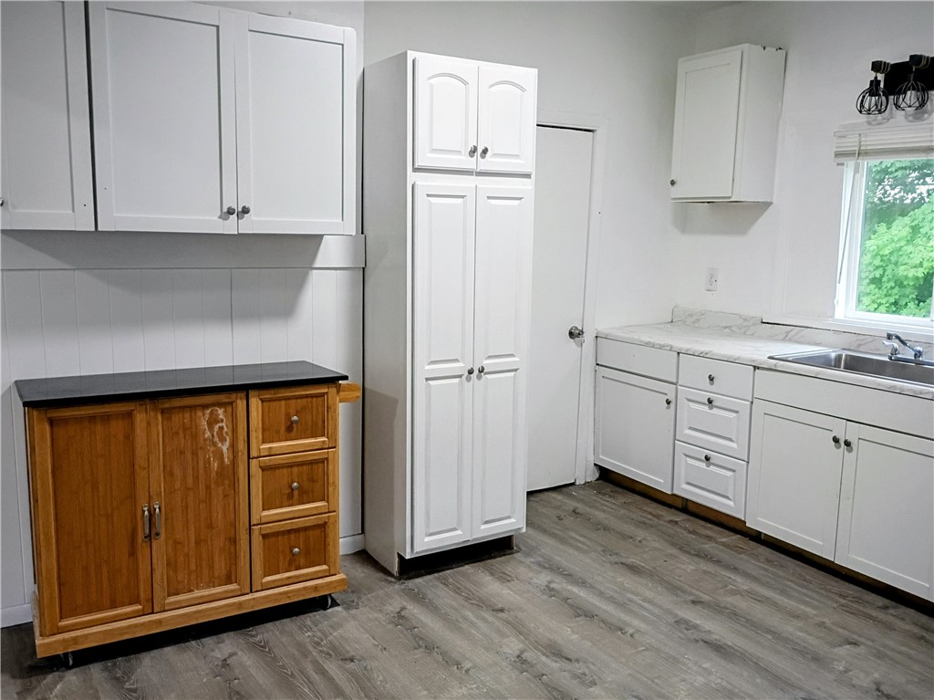 331 Garson Avenue Rochester, NY 14609 - Photo 9 of 23