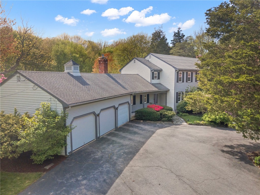 85 Scrabbletown Road North Kingstown, RI 02852 - Photo 5 of 45 Gallery Image 5