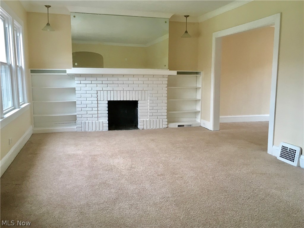 3558 Bainbridge Road Cleveland Heights, OH 44118 - Photo 3 of 24