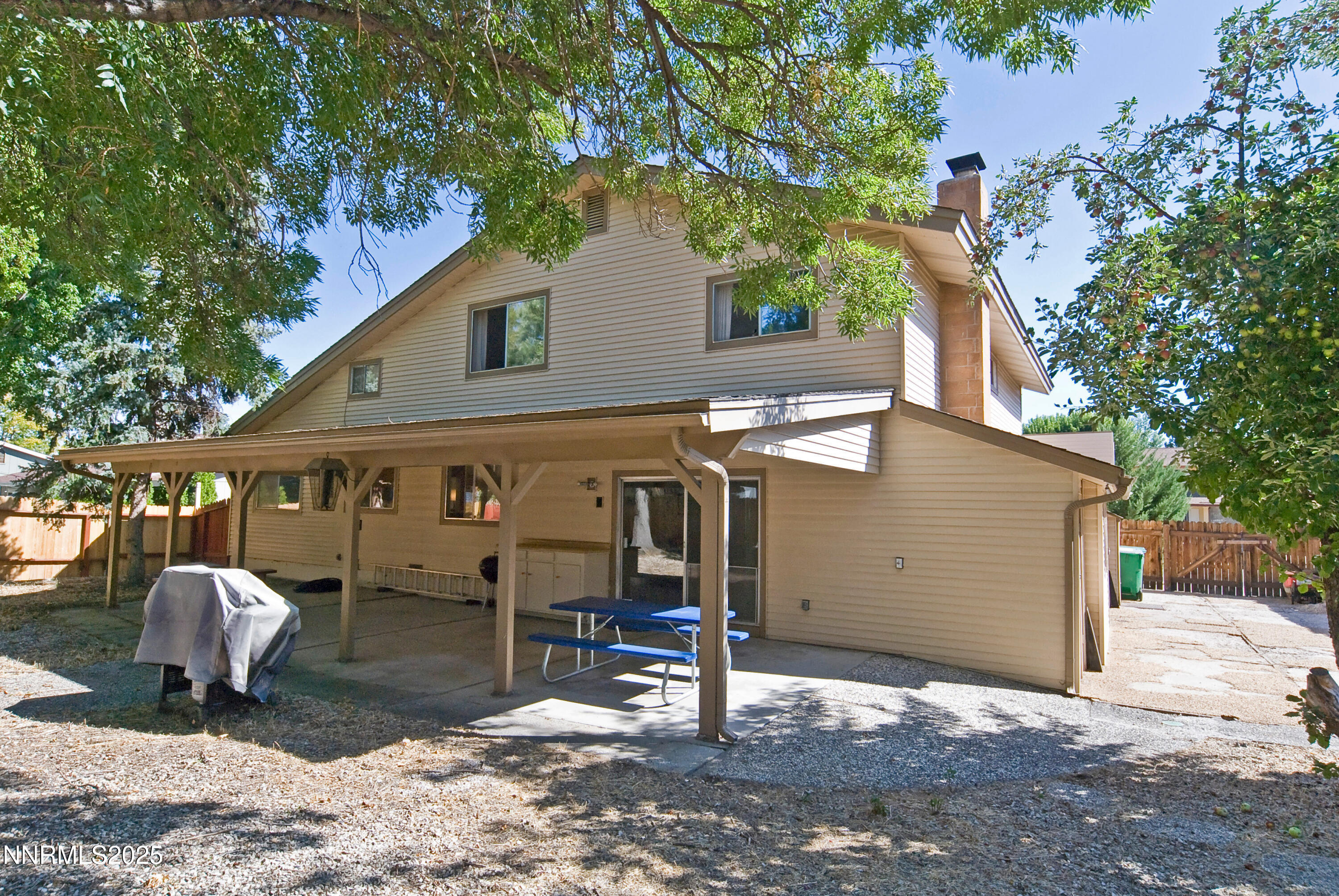 4875 Golden Springs Drive Reno, NV 89509 - Photo 31 of 33 a view of a house with a patio
