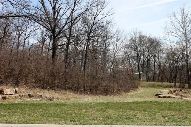 $150,000 | 9905 North Cypress Avenue, Kansas City, MO 64156