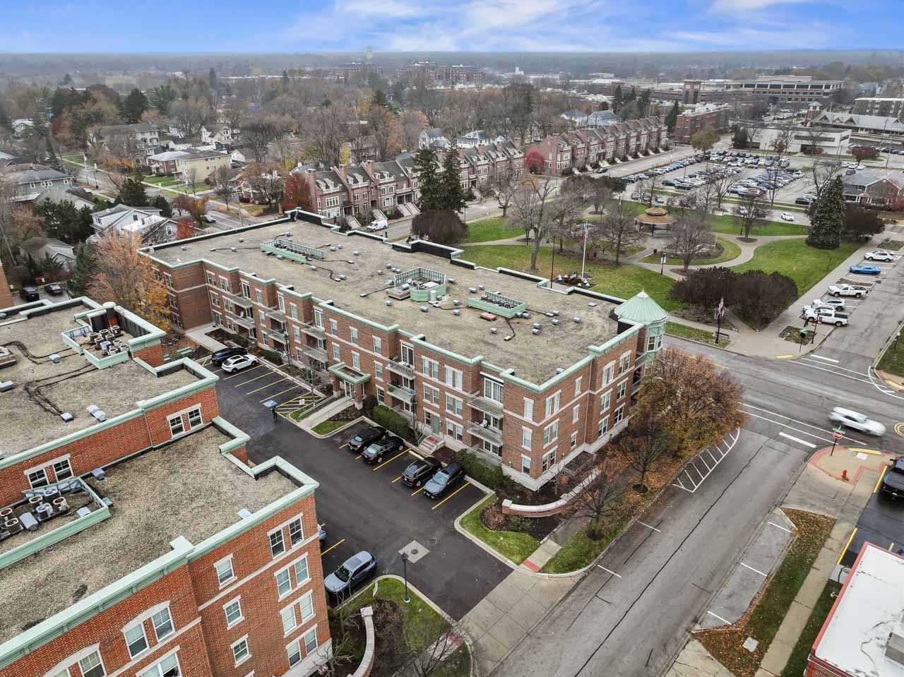 133 West Palatine Road, Unit 108 Palatine, IL 60067 - Photo 35 of 37 a view of a city from a terrace