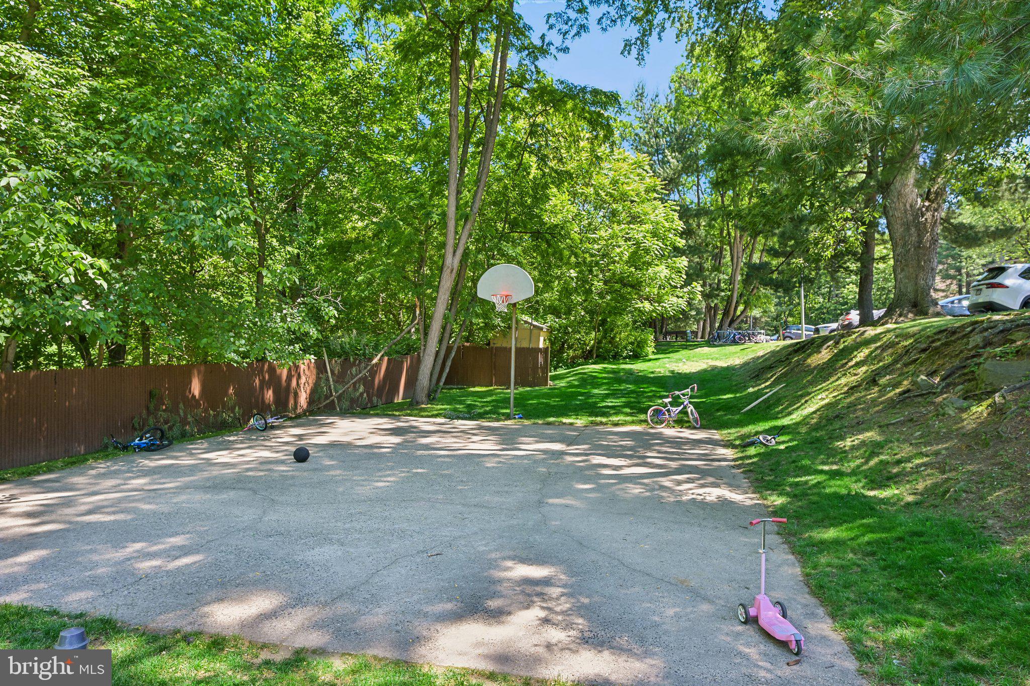 400 Glendale Road, Unit C31 Havertown, PA 19083 - Photo 25 of 28