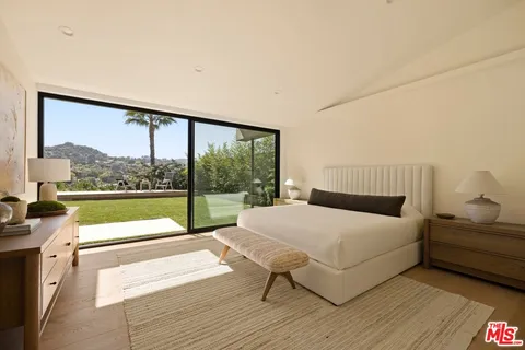 $4,995,000 | 3565 Crownridge Drive, Sherman Oaks, CA 91403