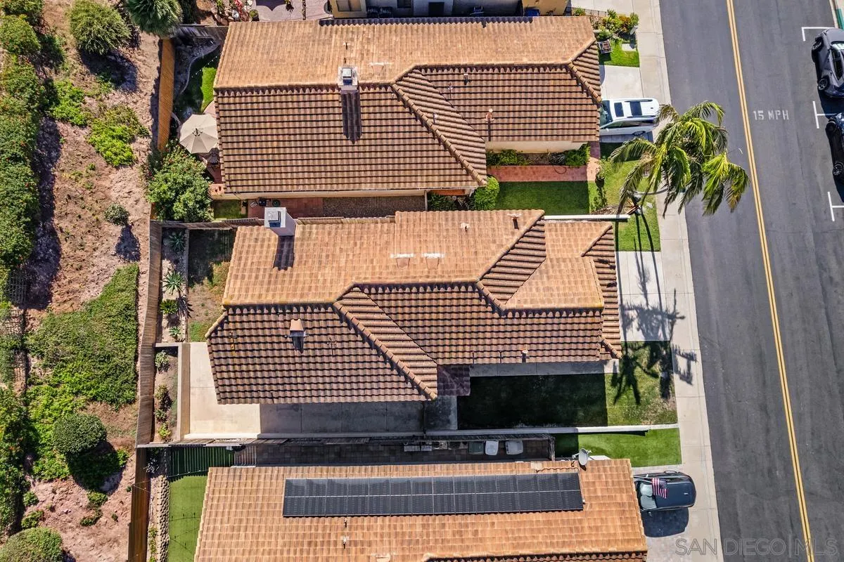 609 Paseo Rio Vista, CA 92081 - Photo 36 of 44 Gallery Image 36