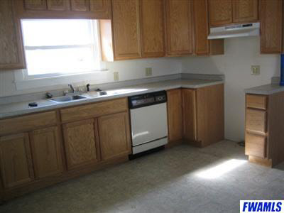 421-7 North 7th Street Decatur, IN 46733 - Photo 4 of 10 Gallery Image 4
