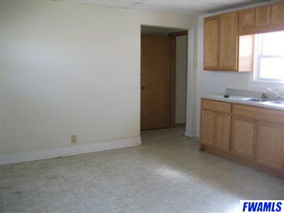 421-7 North 7th Street Decatur, IN 46733 - Photo 6 of 10 Gallery Image 6