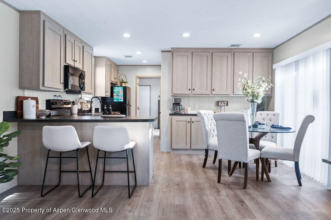 45 Horizon Circle Parachute, CO 81635 - Photo 3 of 15 2