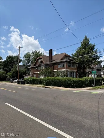 $119,900 | 260 Oakdale Avenue, Akron, OH 44302