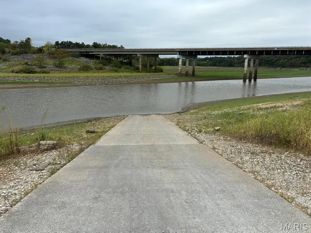 $69,900 | 21 Halyon Road, Perry, MO 63462