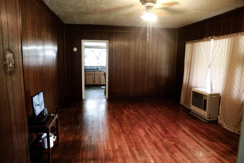 219 Old Quarry Road Saltville, VA 24370 - Photo 17 of 35 Gallery Image 17