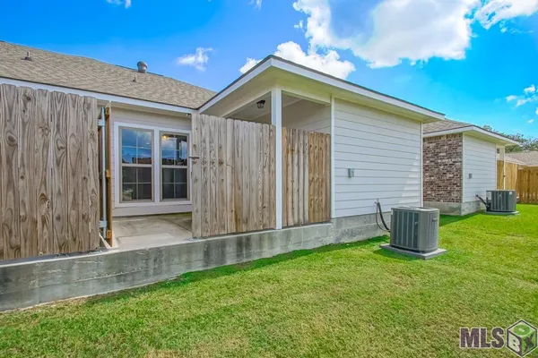 $209,900 | 33260 La Highway, Unit 12D, Denham Springs, LA 70706