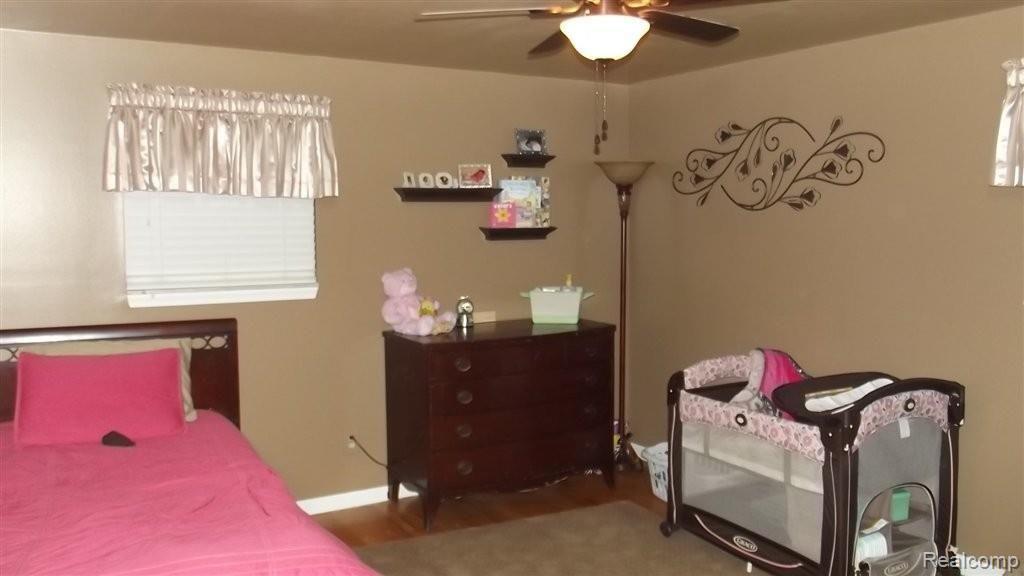 382 Beechview Drive Rochester, MI 48306 - Photo 20 of 24 BEDROOM FOUR
