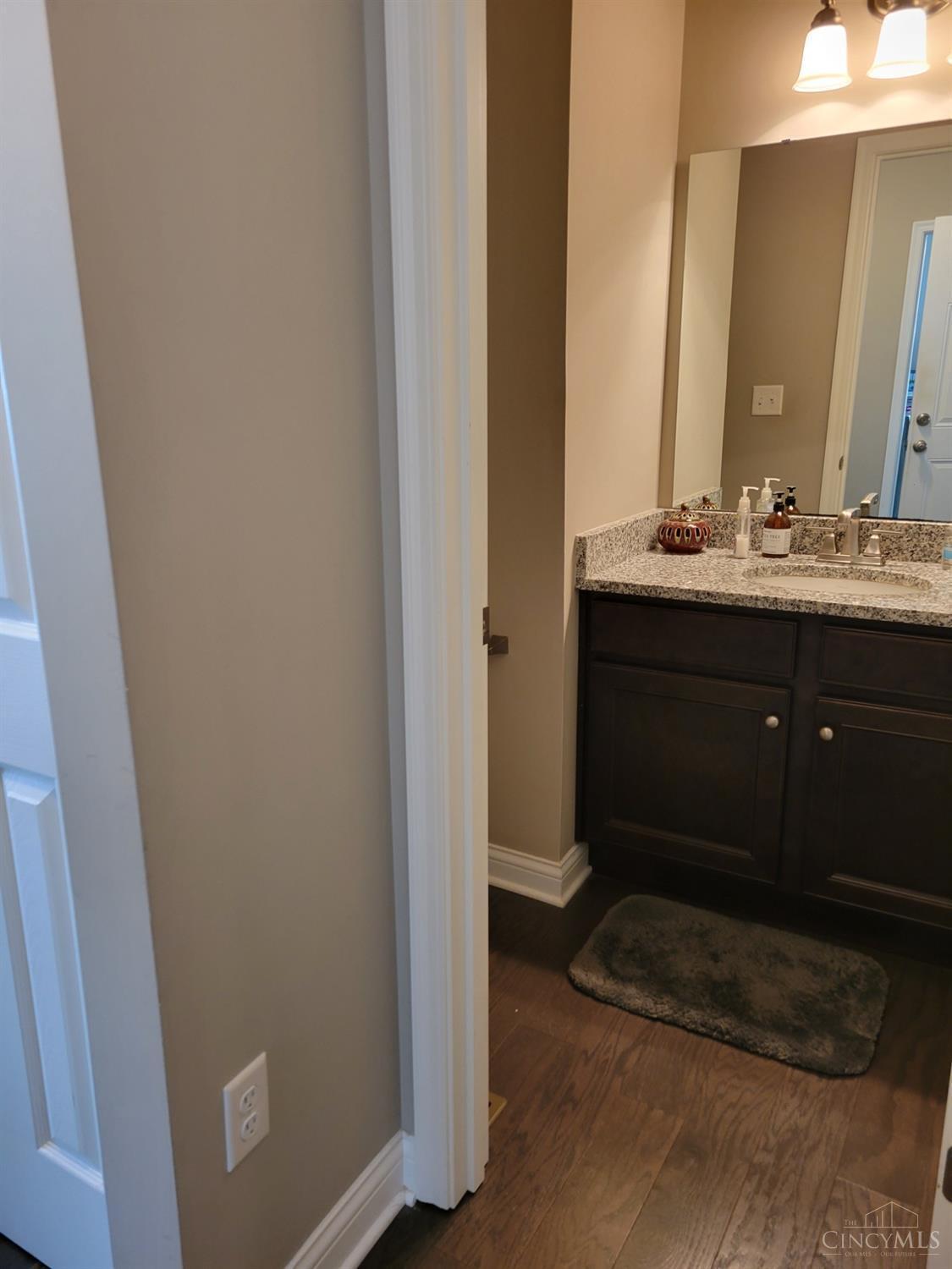 201 Decatur Lane Loveland, OH 45140 - Photo 6 of 30 Gallery Image 6