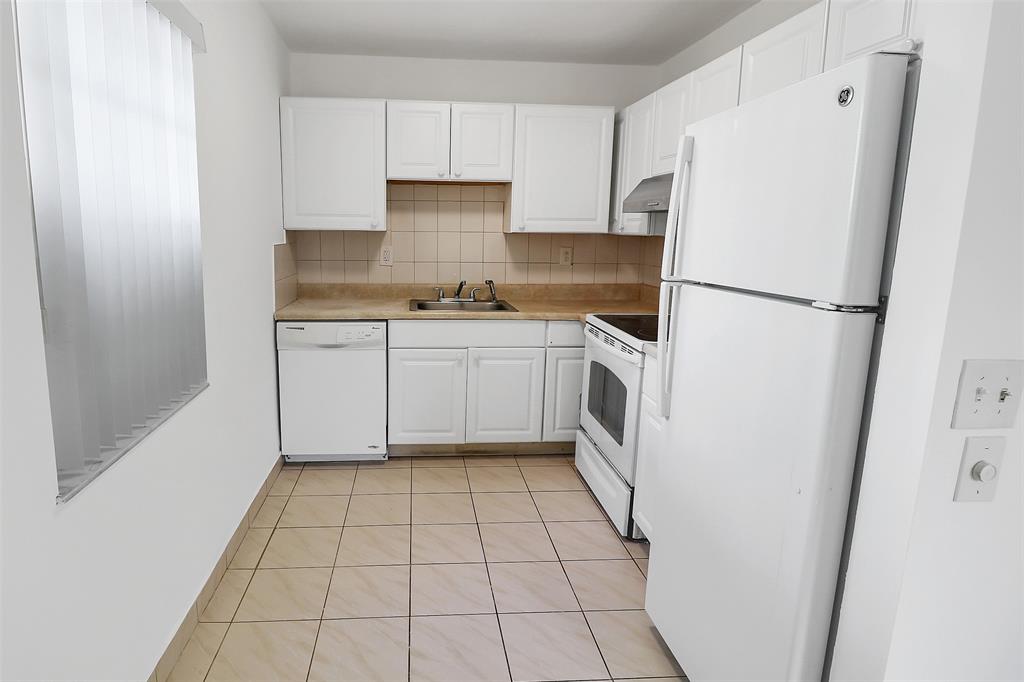 580 Normandy Lane, Unit 580 Delray Beach, FL 33484 - Photo 11 of 28