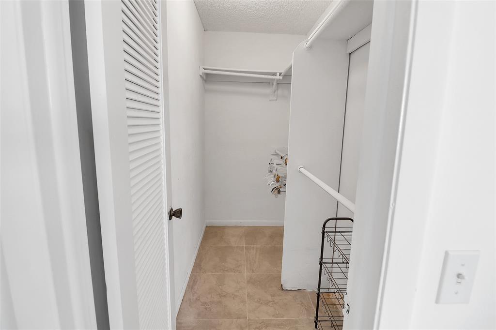 580 Normandy Lane, Unit 580 Delray Beach, FL 33484 - Photo 15 of 28