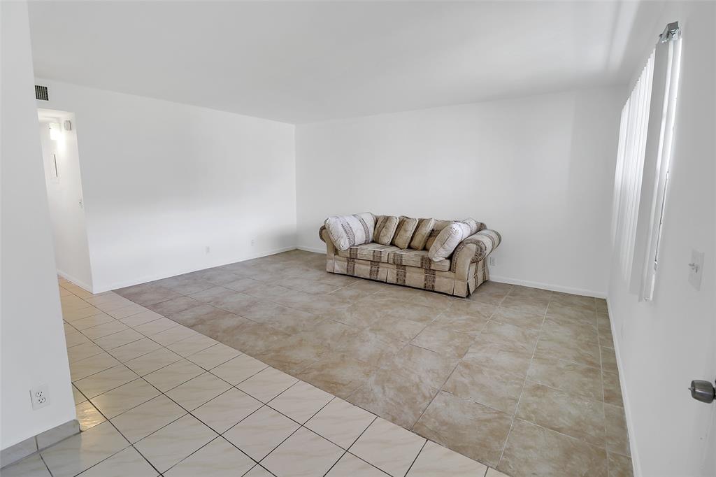 580 Normandy Lane, Unit 580 Delray Beach, FL 33484 - Photo 6 of 28