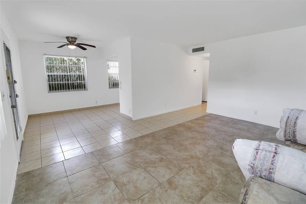 580 Normandy Lane, Unit 580 Delray Beach, FL 33484 - Photo 9 of 28