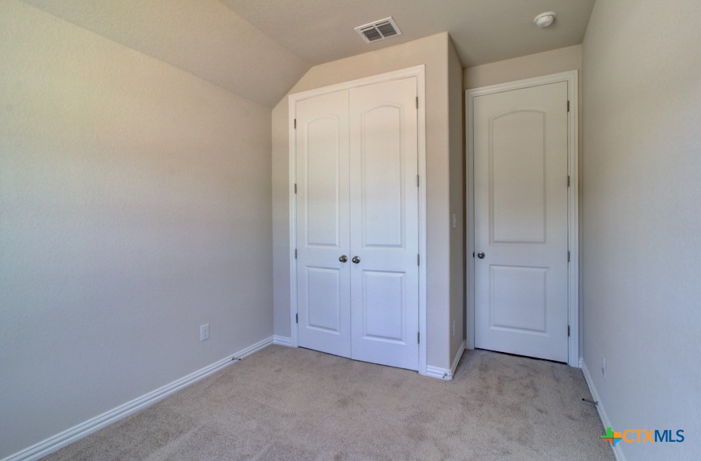 2118 Shepard Street Seguin, TX 78155 - Photo 9 of 24 an empty room with closet area