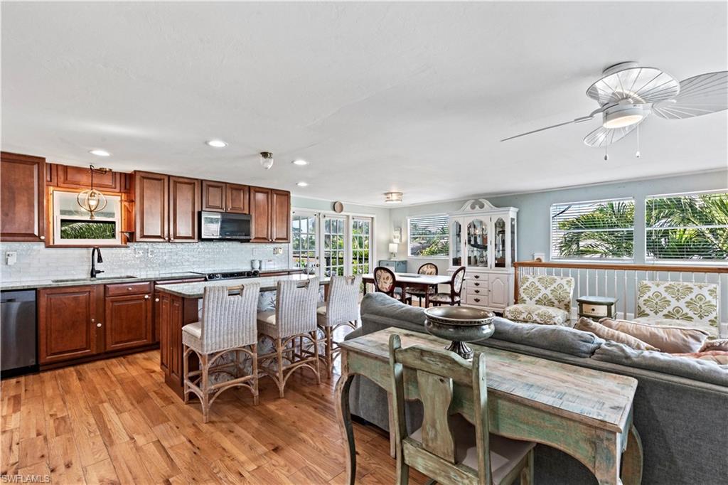 12861 Iona Road Fort Myers, FL 33908 - Photo 12 of 32