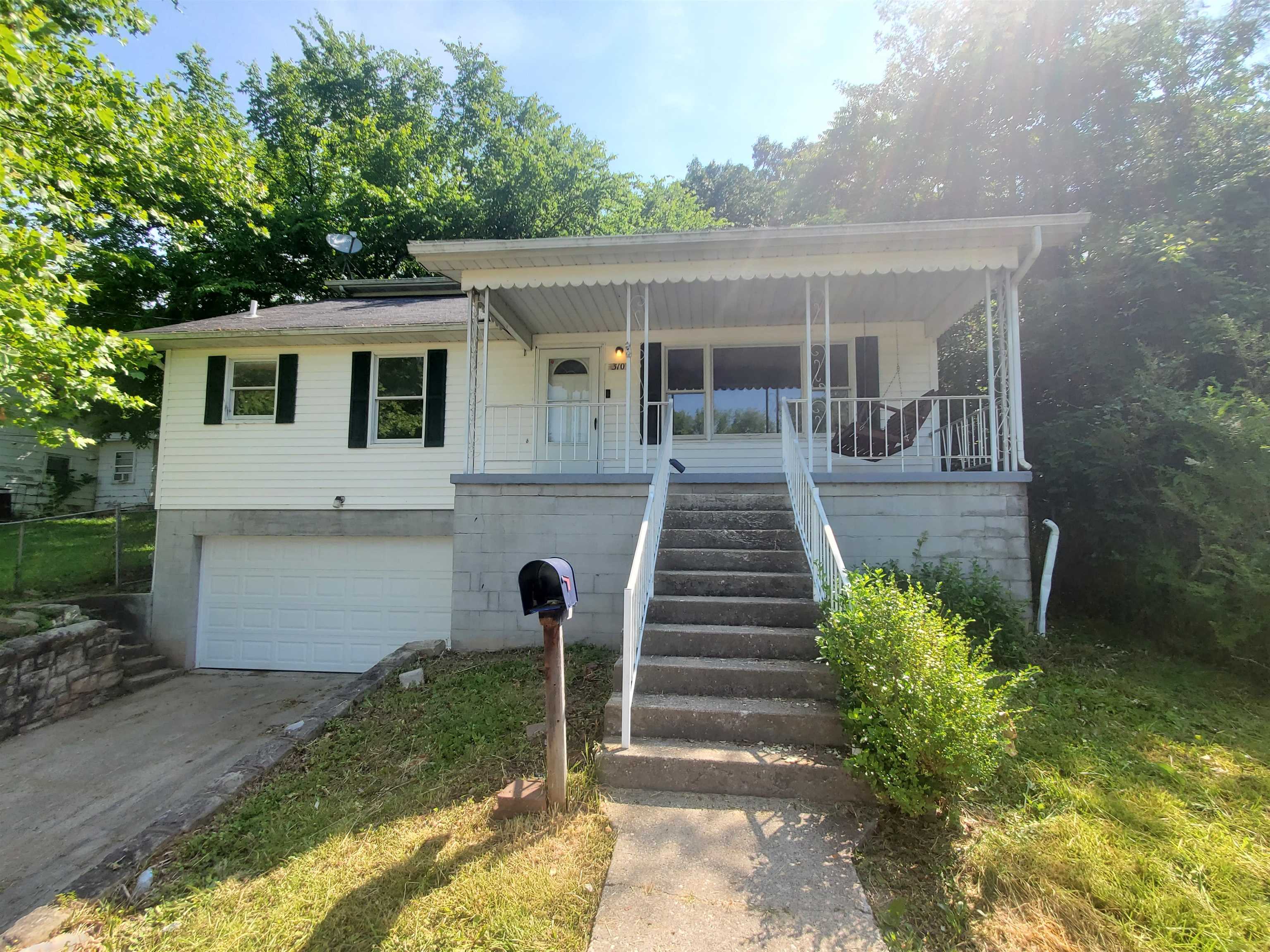 310 Rotary Road Huntington, WV 25705 - Photo 1 of 14 Gallery Image 1