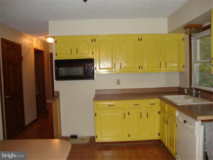 188 Rose Valley Road Pottstown, PA 19464 - Photo 5 of 14 Gallery Image 5
