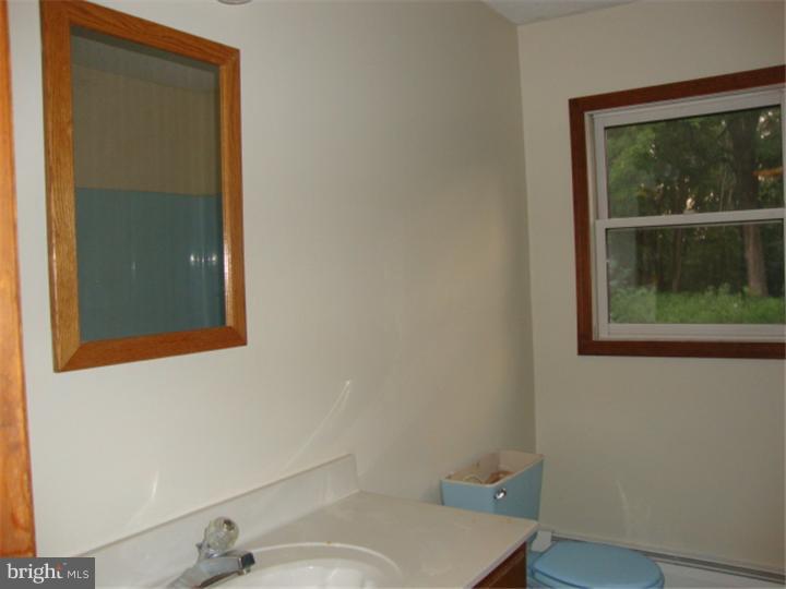 188 Rose Valley Road Pottstown, PA 19464 - Photo 7 of 14 Gallery Image 7