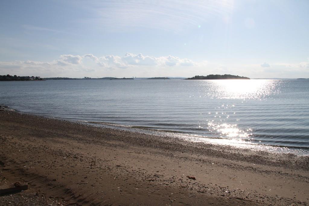 7 Vernon Avenue Hull, MA 02045 - Photo 9 of 12