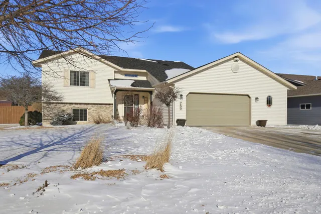 $357,900 | 750 22nd Street Southeast, Owatonna, MN 55060