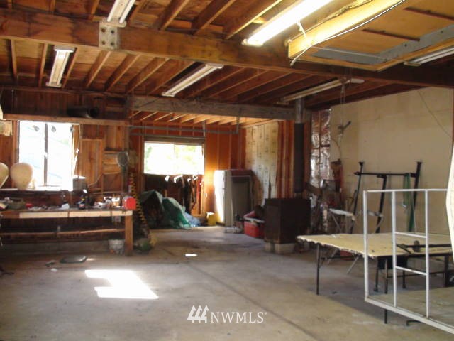 7837 Lake Alice Road Southeast Fall City, WA 98024 - Photo 12 of 12 Gallery Image 12