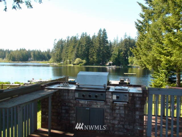7837 Lake Alice Road Southeast Fall City, WA 98024 - Photo 3 of 12 Gallery Image 3