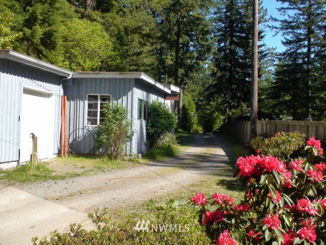 7837 Lake Alice Road Southeast Fall City, WA 98024 - Photo 9 of 12 Gallery Image 9