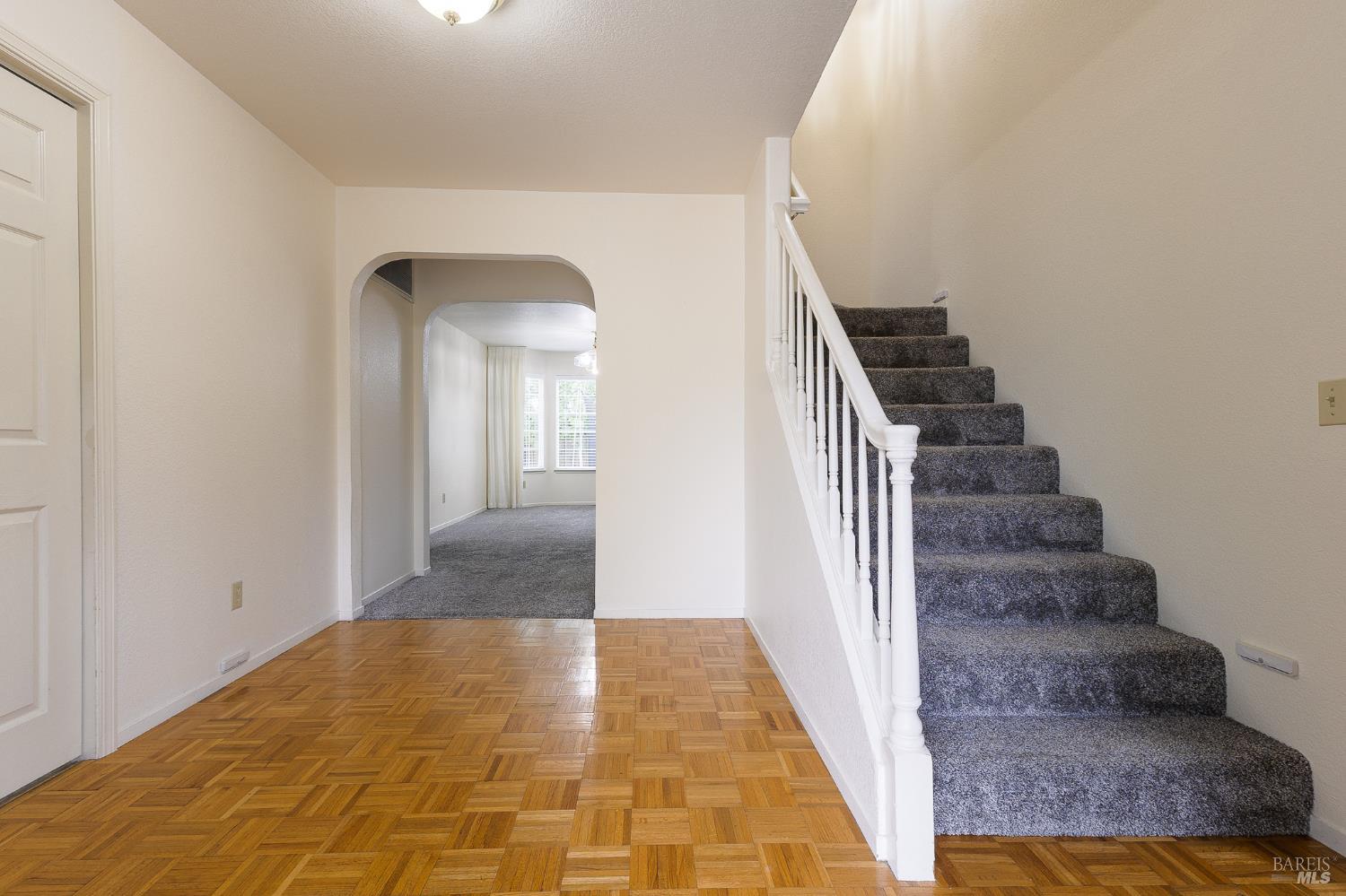 1195 Exeter Drive Santa Rosa, CA 95401 - Photo 3 of 30
