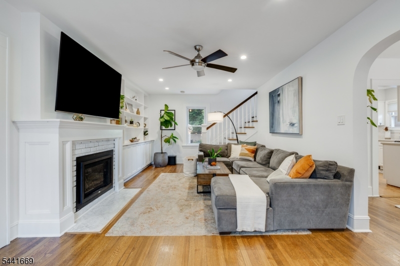 19 Buckingham Road West Orange, NJ 07052 - Photo 9 of 50