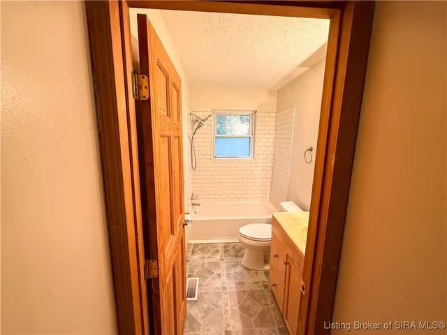 $135,000 | 3143 Wooded Way, Jeffersonville, IN 47130